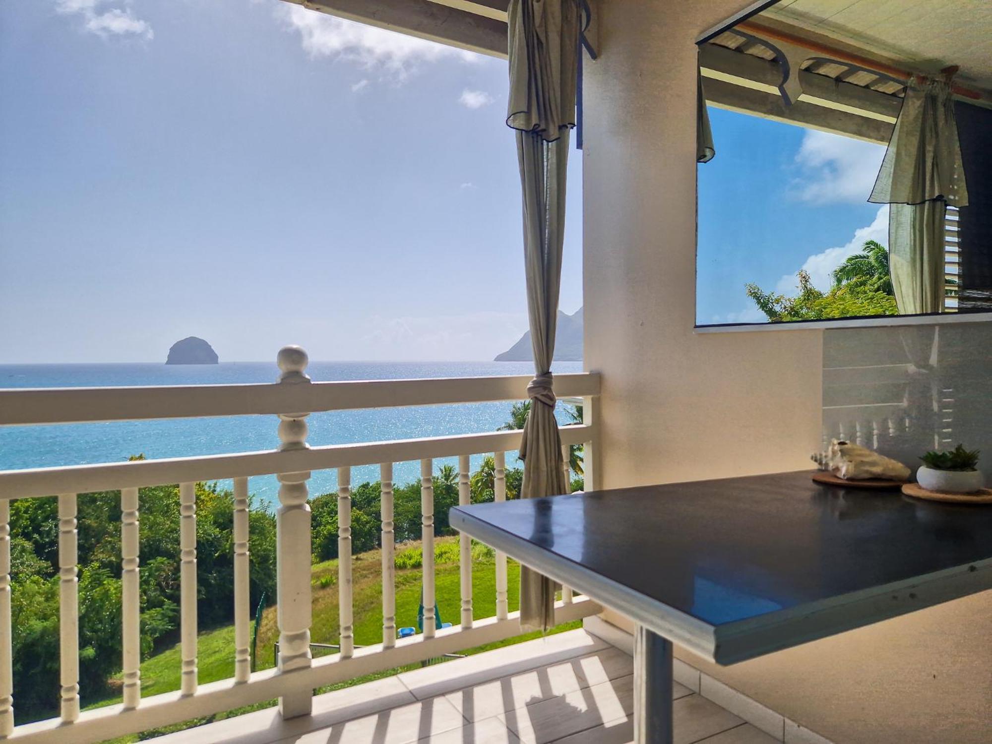 Appartement Terrasse Vue Mer Et Piscine Ле-Диаман Экстерьер фото